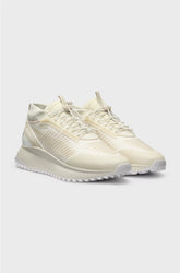 TRAINERS WITH WATERPROOF FINISH