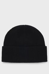 CASHMERE BEANIE HAT WITH LOGO PLAQUE