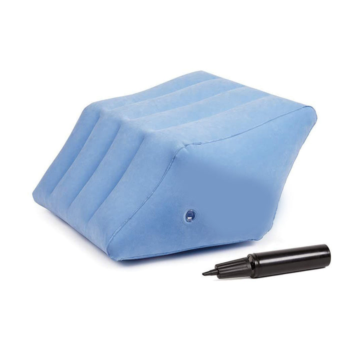 🛏️Inflatable leg pillows on the bed to prevent varicose veins